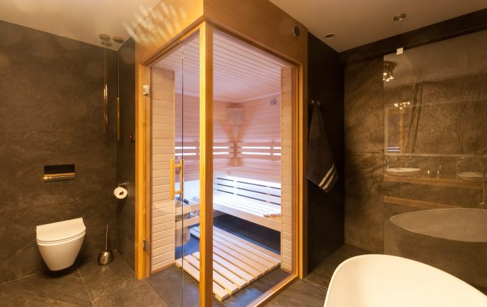 sauna obrobiona w drewnie 1