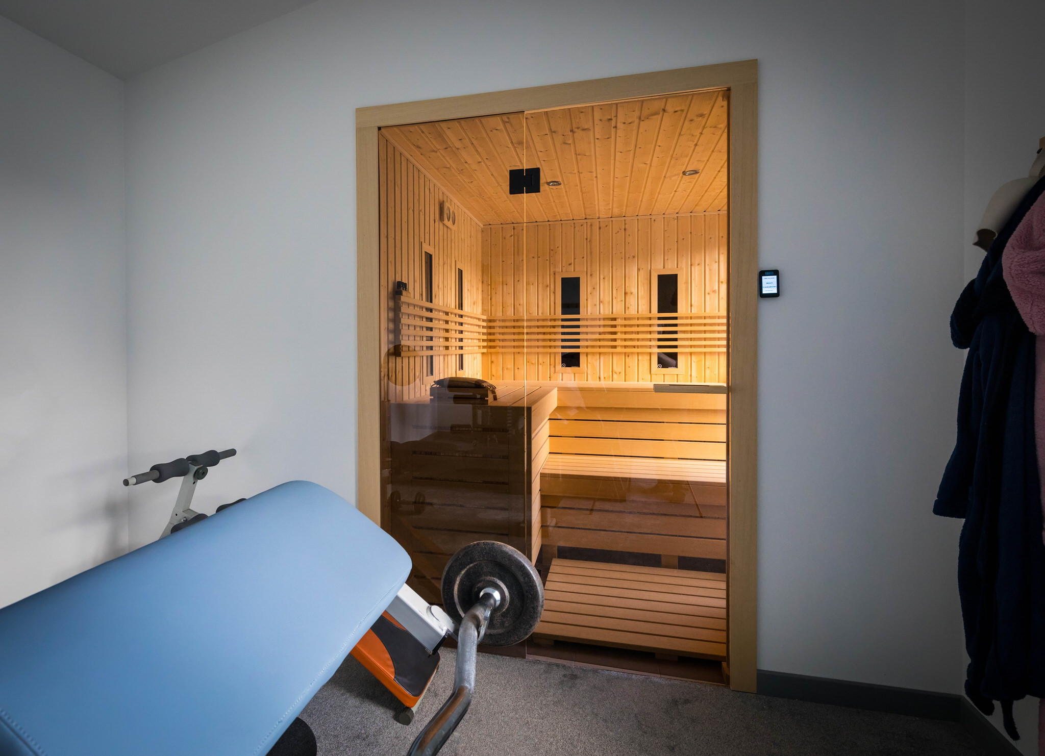 sauna z oknem infrared sanok 1 sauna z oknem infrared sanok 1