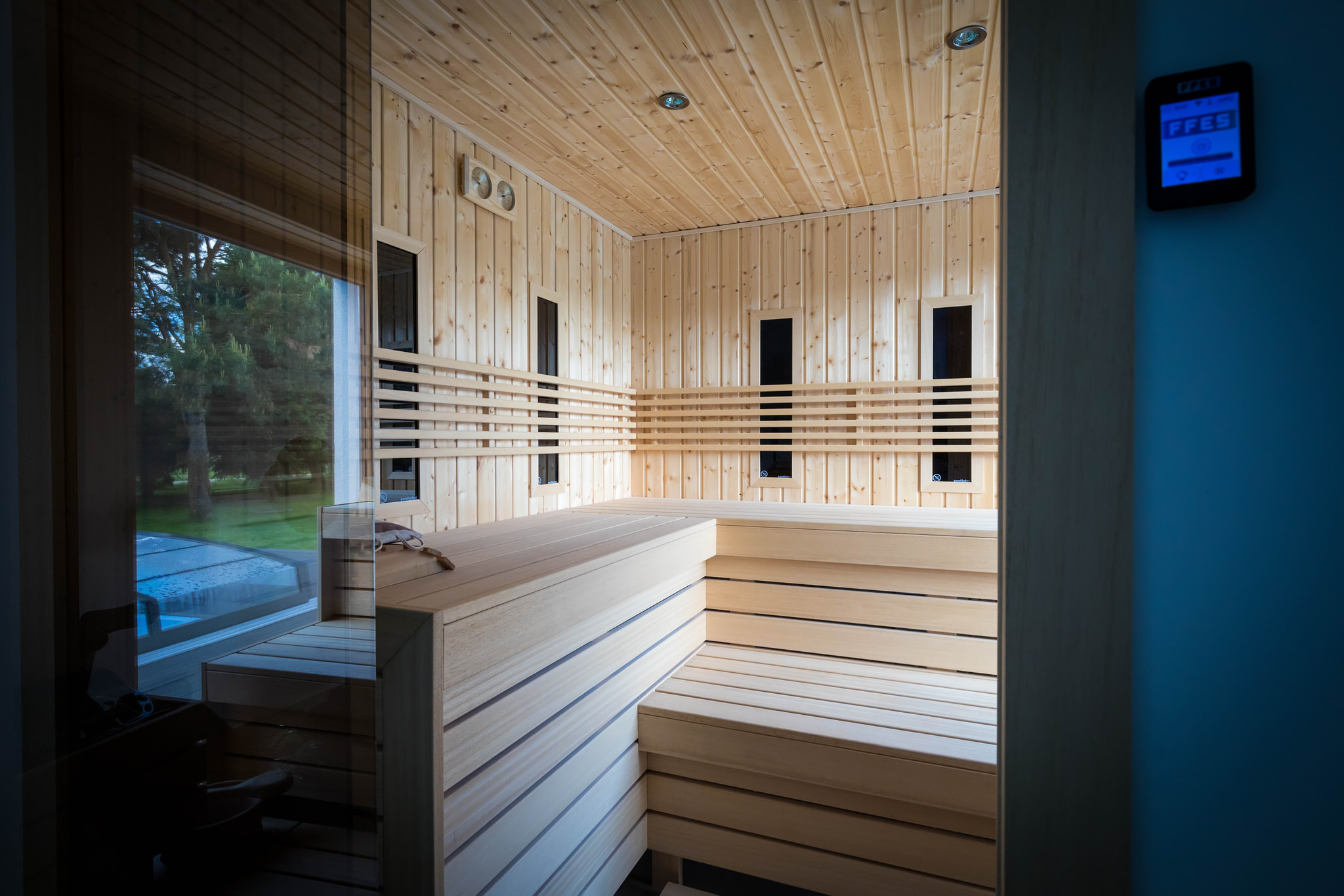 sauna z oknem infrared sanok 5 sauna z oknem infrared sanok 5